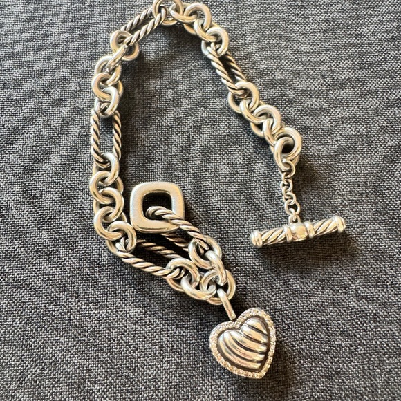 David Yurman Diamond Studded Heart Charm Sterling Silver Bracelet - Picture 4 of 8